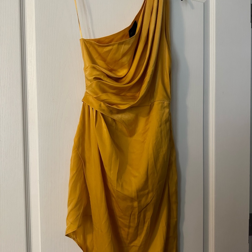 BNWT New York and Company Beautiful one shoulder satin dress